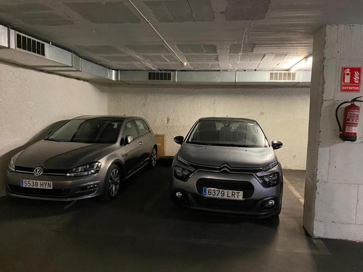 Piso Centrico Con Parking A 20Min De Barcelona Apartment Terrassa Bagian luar foto